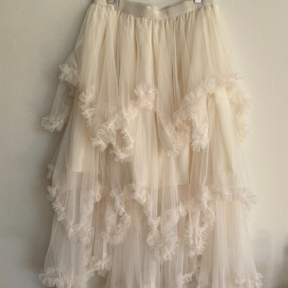Off White Ruffle Tulle Skirt Size Small Elastic Waist Assymetrical - Picture 1 of 3